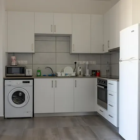 One Bedroom Whole Apartment With Veranda