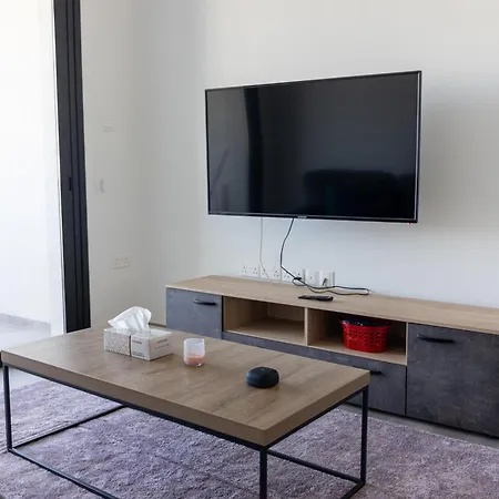 One Bedroom Whole Apartment With Veranda