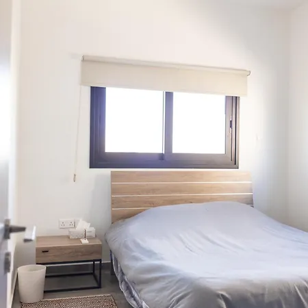 Apartman One Bedroom Whole Apartment With Veranda Aglantzia